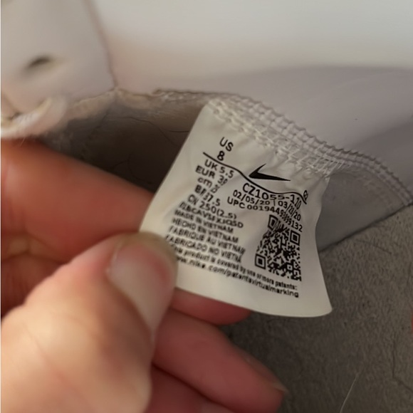 Nike Blazer Mid 77 - Picture 3 of 5